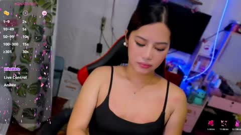 Snapshot of sweetienicole chatting on 05-31-26, 04:58 Nicole online show from 05-31-26, 04:58