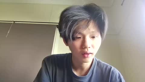 Snapshot of sweetiepuppy421 chatting on 09-16-25, 12:44 sweetiepuppy421 online show from 09-16-25, 12:44