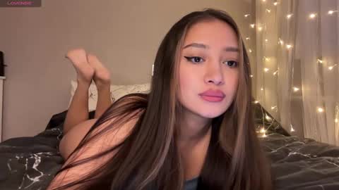 Snapshot of sweetiesoul chatting on 12-23-24, 11:57 sweetiesoul online show from 12-23-24, 11:57