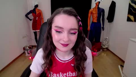 Snapshot of sweetintouch chatting on 12-27-24, 09:32 sweetintouch online show from 12-27-24, 09:32