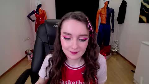 Snapshot of sweetintouch chatting on 12-28-24, 12:47 sweetintouch online show from 12-28-24, 12:47