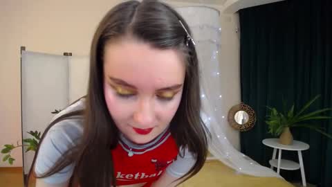 Snapshot of sweetintouch chatting on 01-20-25, 09:22 sweetintouch online show from 01-20-25, 09:22