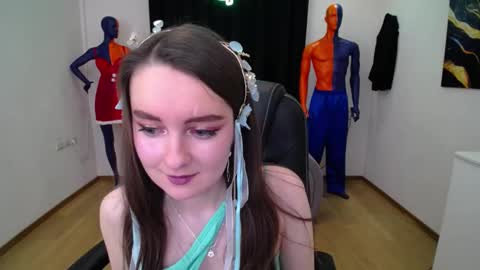 Snapshot of sweetintouch chatting on 01-26-25, 10:12 sweetintouch online show from 01-26-25, 10:12