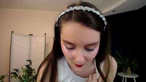 Snapshot of sweetintouch chatting on 03-07-25, 03:19 sweetintouch online show from 03-07-25, 03:19