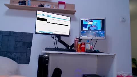 Snapshot of sweetjess022 chatting on 03-05-25, 12:00 jessica online show from 03-05-25, 12:00