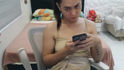 sweetjhenn69 online show from 06-18-26, 01:06