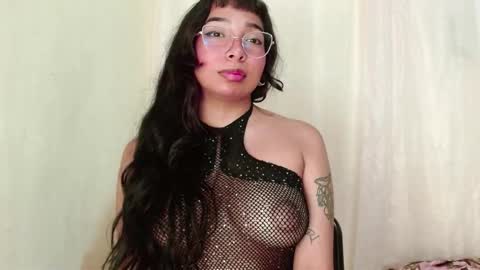 Snapshot of sweetkairi chatting on 11-13-25, 04:22 mishel online show from 11-13-25, 04:22