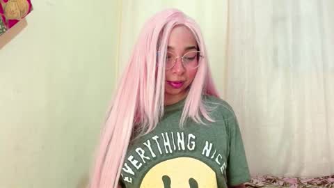 Snapshot of sweetkairi chatting on 12-02-25, 03:56 mishel online show from 12-02-25, 03:56