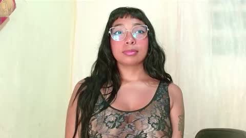 Snapshot of sweetkairi chatting on 03-04-26, 05:02 mishel online show from 03-04-26, 05:02