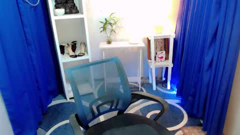 dessiree online show from 01-12-26, 02:06