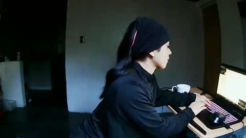 Snapshot of sweetlatinafit chatting on 04-14-26, 02:12 sweetlatinafit online show from 04-14-26, 02:12