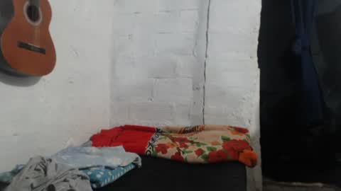 Snapshot of sweetlatinakim chatting on 07-20-26, 08:50 Camilo online show from 07-20-26, 08:50