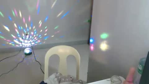 LEA online show from 11-08-25, 01:22