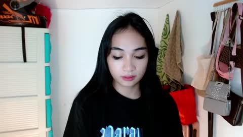 Lilly online show from 02-20-25, 05:33