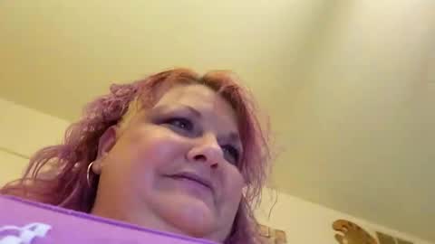 Snapshot of sweetlolajean chatting on 12-17-24, 10:22 sweetlolajean online show from 12-17-24, 10:22
