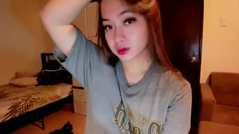 Zoe online show from 10-22-25, 02:50