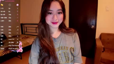 Zoe online show from 11-19-25, 02:17