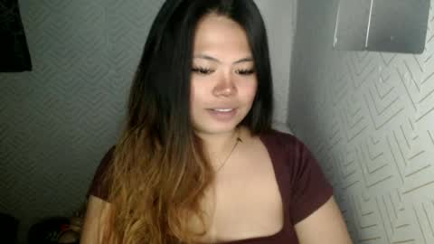 Snapshot of sweetlover_nicole chatting on 06-20-26, 06:22 NICOLE online show from 06-20-26, 06:22