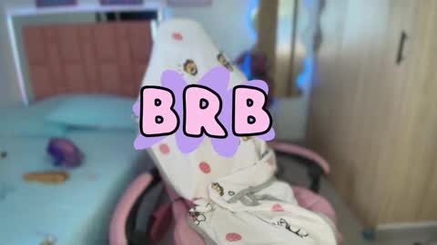 Snapshot of sweetlune chatting on 12-13-25, 07:53 SweetLune online show from 12-13-25, 07:53