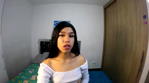 Snapshot of sweetmagic6 chatting on 03-07-25, 12:37 sweetmagic6 online show from 03-07-25, 12:37