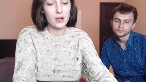 Mia online show from 03-21-26, 06:00