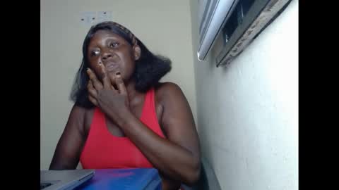 Snapshot of sweetnectarx chatting on 02-16-25, 01:25 sweetnectarx online show from 02-16-25, 01:25