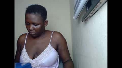 Snapshot of sweetnectarx chatting on 02-16-25, 07:05 sweetnectarx online show from 02-16-25, 07:05