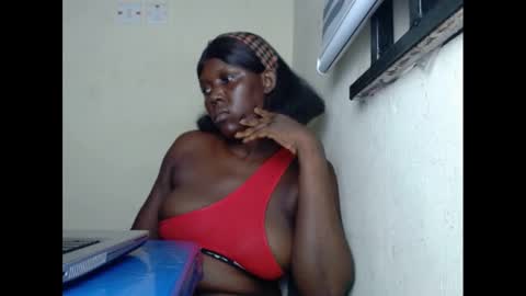 Snapshot of sweetnectarx chatting on 02-24-25, 08:14 sweetnectarx online show from 02-24-25, 08:14