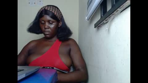 Snapshot of sweetnectarx chatting on 02-24-25, 11:19 sweetnectarx online show from 02-24-25, 11:19