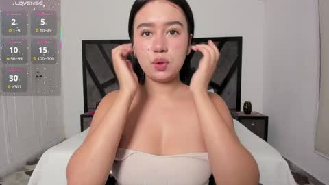 Snapshot of sweetnova_ chatting on 06-09-26, 02:01 Sweet Nova online show from 06-09-26, 02:01