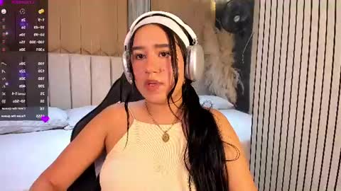 Snapshot of sweetnova_ chatting on 07-01-26, 12:56 Sweet Nova online show from 07-01-26, 12:56