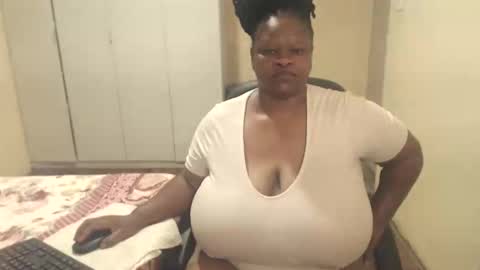 sweetnoziexxx online show from 01-29-25, 04:41