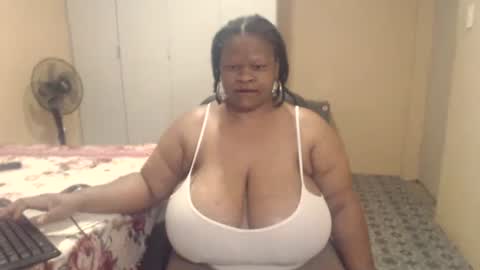 sweetnoziexxx online show from 12-14-25, 03:23