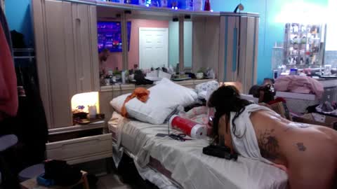 Snapshot of sweetnsexy95 chatting on 02-05-25, 04:48 WeAim2PZzz online show from 02-05-25, 04:48