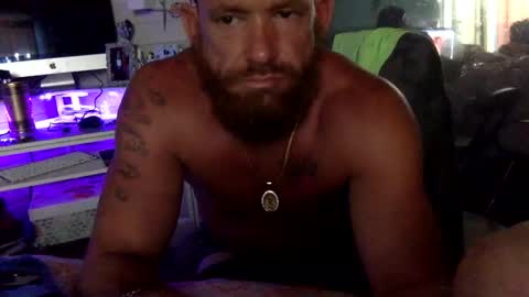 Snapshot of sweetnsexy95 chatting on 03-04-25, 11:00 WeAim2PZzz online show from 03-04-25, 11:00