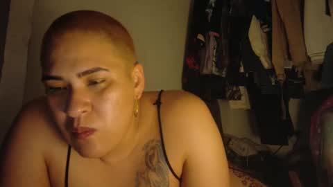 sweetp3ach29 online show from 01-10-25, 08:07