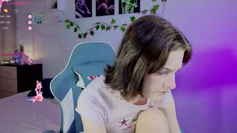 Anya online show from 10-03-25, 08:22
