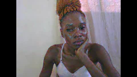 Snapshot of sweetpetite254 chatting on 02-13-26, 07:59 ESTHER online show from 02-13-26, 07:59