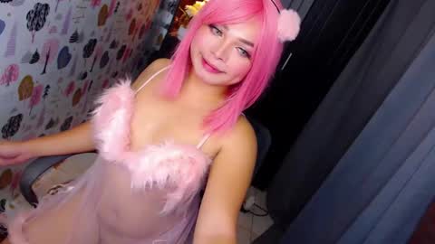 Snapshot of sweetprettyangelts chatting on 03-08-25, 06:37 angelica online show from 03-08-25, 06:37