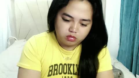 Snapshot of sweetprincess_athena chatting on 03-10-25, 04:38 Princess Ella online show from 03-10-25, 04:38