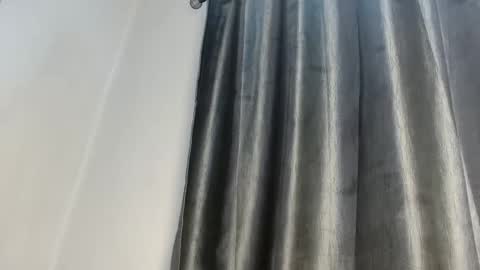 Snapshot of sweetpussy135 chatting on 11-04-25, 06:51 slim ivy online show from 11-04-25, 06:51