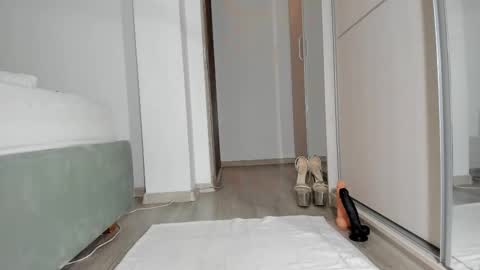 Snapshot of sweetpussymilf02 chatting on 10-11-25, 08:35 Anne online show from 10-11-25, 08:35