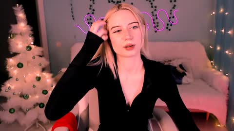 Snapshot of sweetrichal chatting on 12-14-24, 10:18 sweetrichal online show from 12-14-24, 10:18