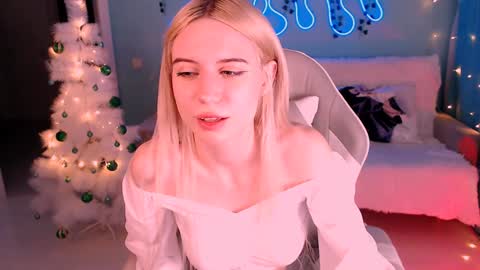 Snapshot of sweetrichal chatting on 12-27-24, 01:11 sweetrichal online show from 12-27-24, 01:11