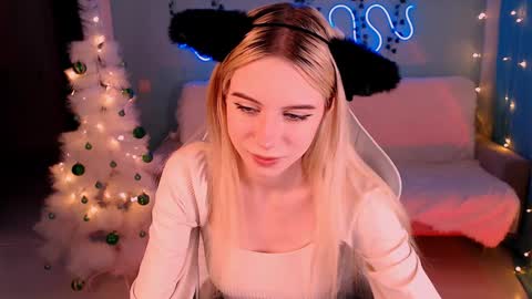 Snapshot of sweetrichal chatting on 01-24-25, 10:08 sweetrichal online show from 01-24-25, 10:08