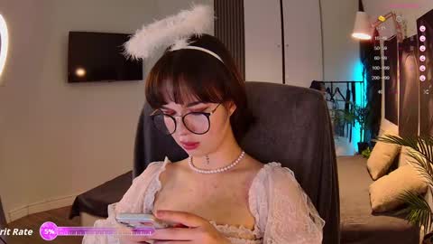 Snapshot of sweetriso chatting on 05-26-26, 08:38 Alice online show from 05-26-26, 08:38