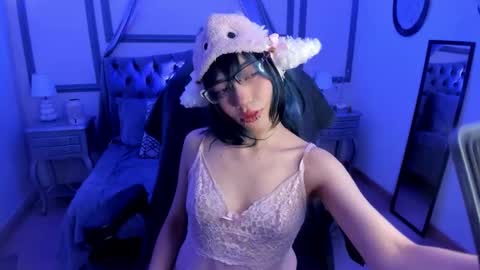 Snapshot of sweetsakura_dolll chatting on 03-22-26, 01:47 Sakura Doll online show from 03-22-26, 01:47