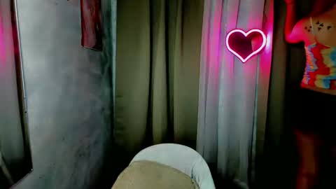 sweetsassyvv online show from 10-23-25, 02:33