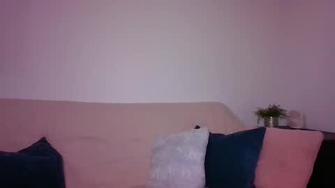 Snapshot of sweetsexyseductress chatting on 12-22-24, 05:56 JASMINE online show from 12-22-24, 05:56