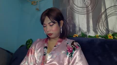 spicy online show from 12-19-25, 03:35